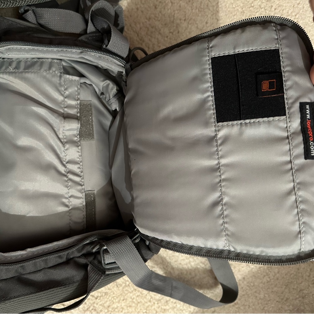 Lowepro Camera bag - Picture 5 of 6
